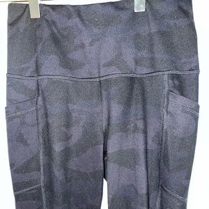 Yogalicious Lux Black Camo Leggings